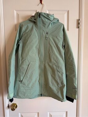 Volcom Mint Green Hooded Gore-Tex NYA TDS INF Gore-Tex Jacket Large Women’s